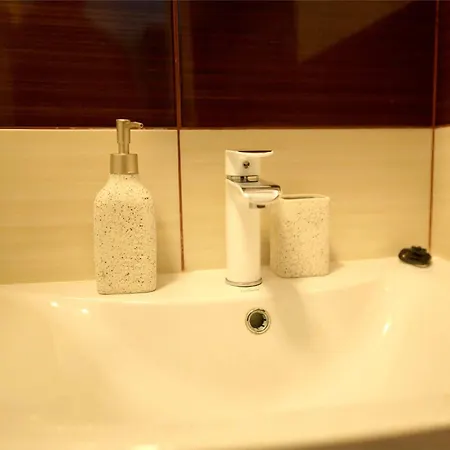Mina Hotel